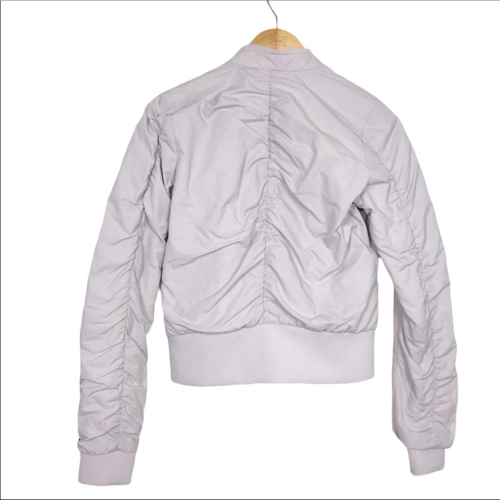 Lululemon jacket - Picture 3 of 10